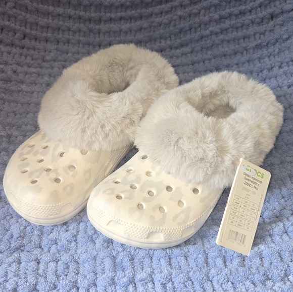 CROCS Classic Mammoth Luxe Metallic - Picture 1 of 5